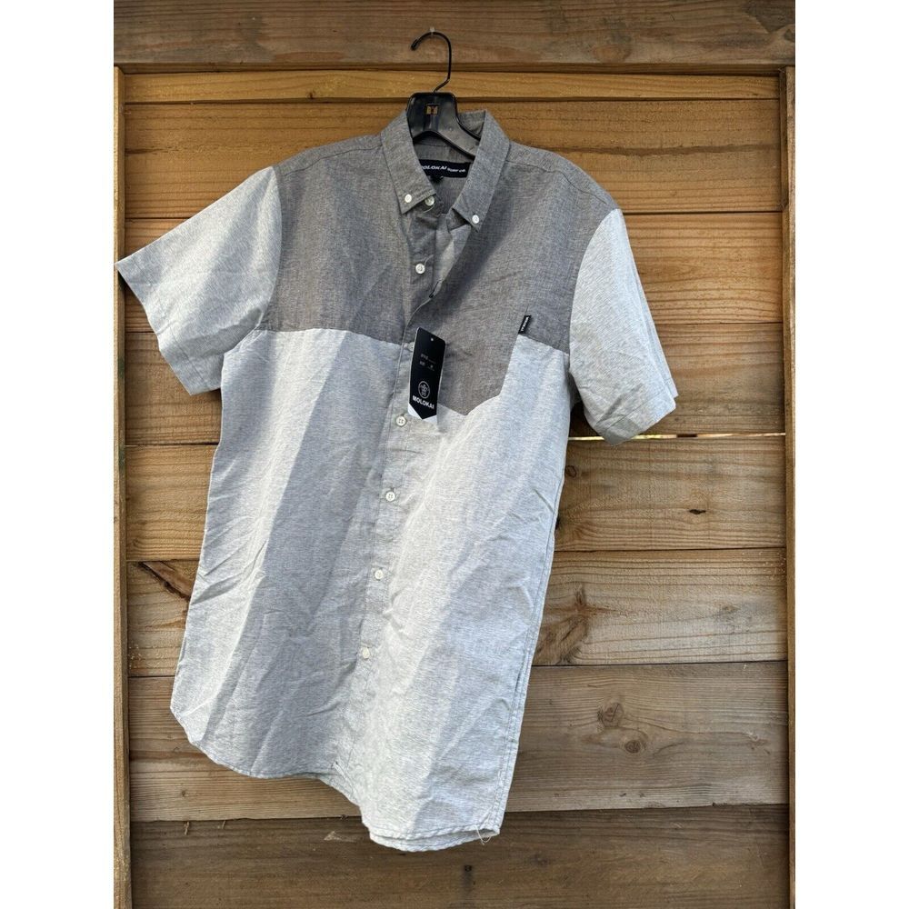 MOLOKAI Surf Co. Shirt Men's Medium Button Up Gray Short Sleeve Lightweight NWT